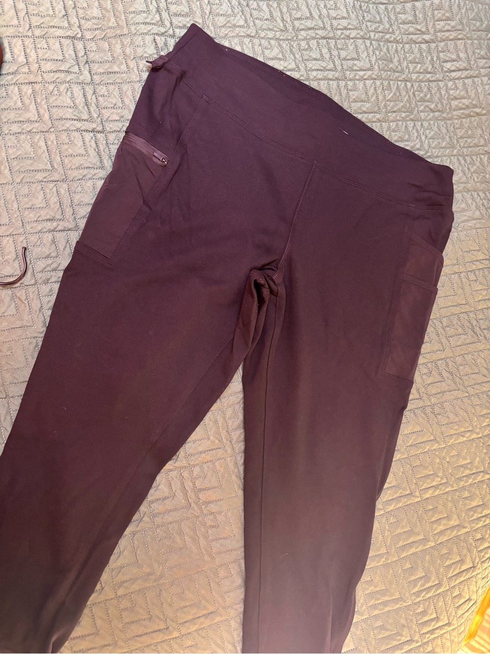 Carhartt Women's Black Stretch Utility Leggings - Picture 3 of 6